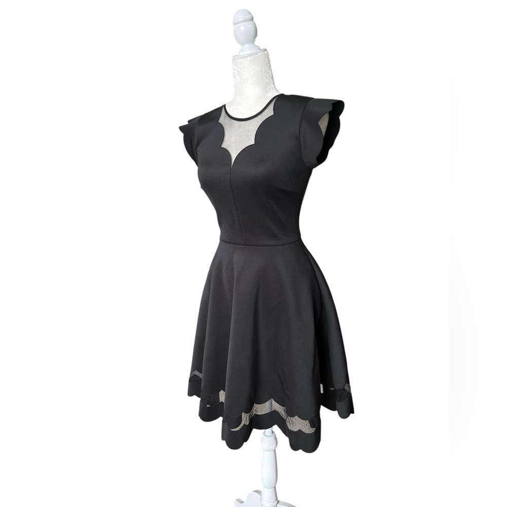 TED BAKER Sharlot Paneled Scallop Dress Black Size 0 (fits XS–S)